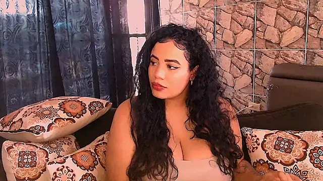 Emmacamille online show from February 27, 4:43 pm