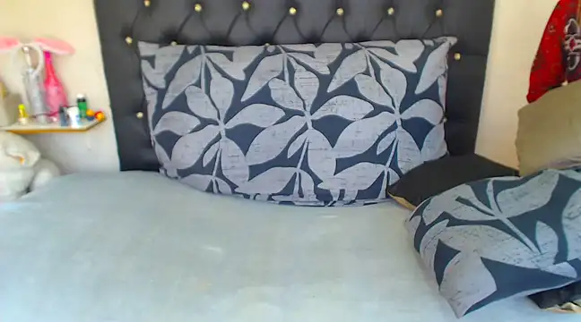 SAVAGExBOO online show from December 5, 8:11 am