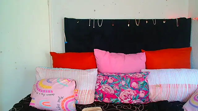 SAVAGExBOO online show from November 5, 4:01 am