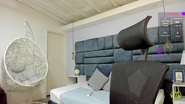 Snapshot of sofia_samuels chatting on November 20, 3:50 am sofia samuels online show from November 20, 3:50 am