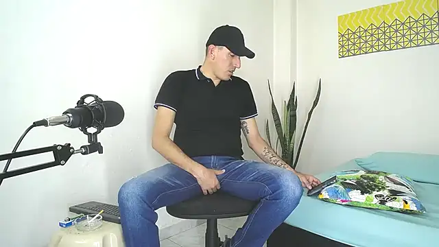 jayydenandjacob online show from January 30, 6:43 pm