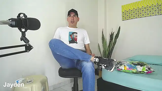 jayydenandjacob online show from February 5, 7:42 pm