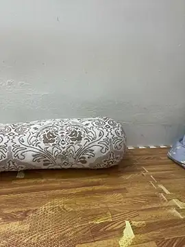 Snapshot of -SingleMom- chatting on October 19, 2:56 am -SingleMom- online show from October 19, 2:56 am