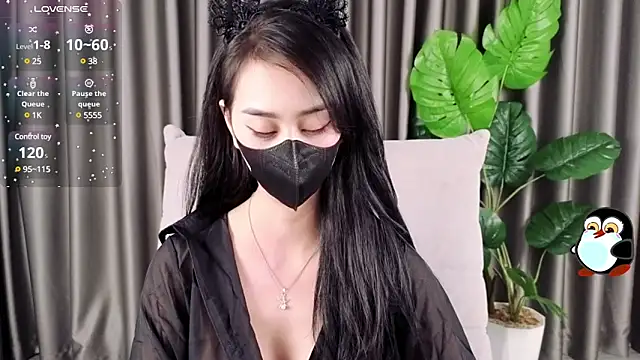 -----Sue----- online show from February 24, 12:48 pm