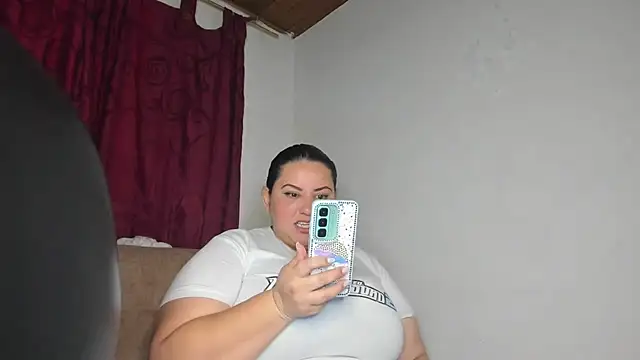 tetasgrandes karol online show from September 16, 5:14 pm