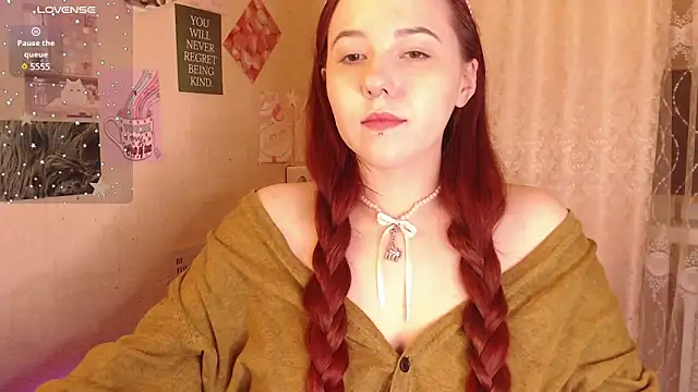 Snapshot of ___CLARY___ chatting on March 20, 11:23 pm CLARY online show from March 20, 11:23 pm