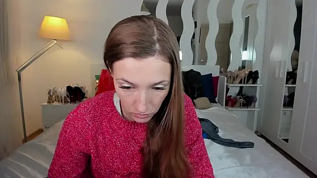 KateRedgar online show from February 9, 3:56 pm