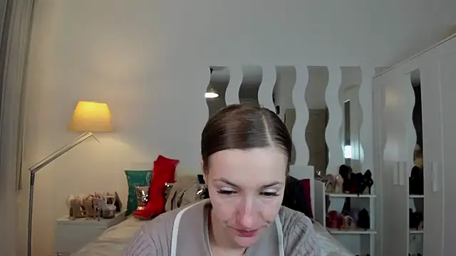 KateRedgar online show from March 21, 12:50 pm