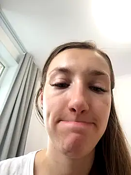 KateRedgar online show from September 16, 9:54 am