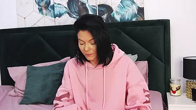 tanyagrey online show from December 13, 8:30 am