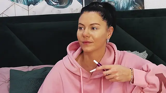 tanyagrey online show from December 28, 7:00 am