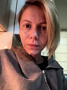 tanyagrey online show from October 1, 5:35 am