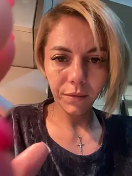 tanyagrey online show from October 14, 5:52 am