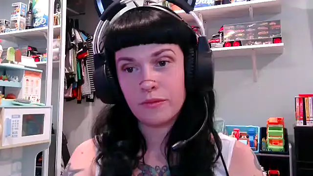 Marcelinegoddess online show from March 1, 3:10 am