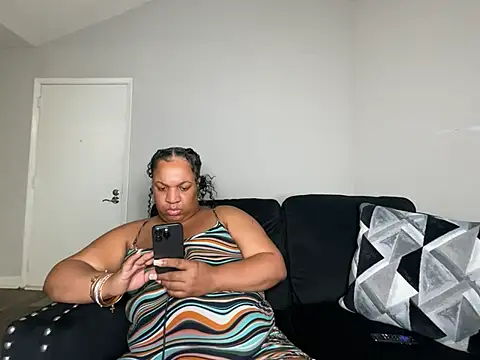 Badgirlbrittt online show from January 31, 8:33 pm