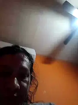 miicheele32 online show from February 8, 8:09 am