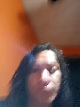 miicheele32 online show from October 8, 8:34 am