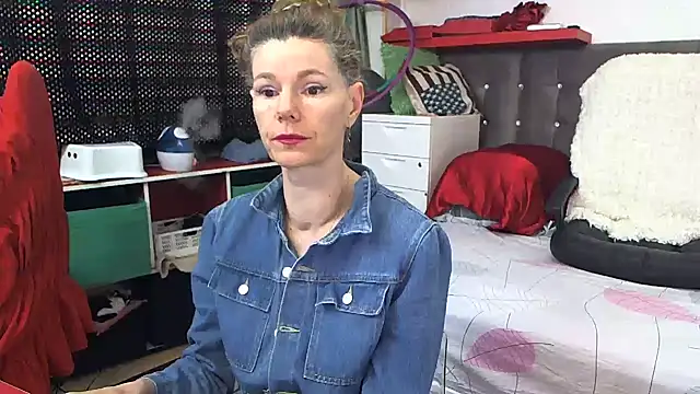 kellyterapy online show from February 16, 10:54 pm