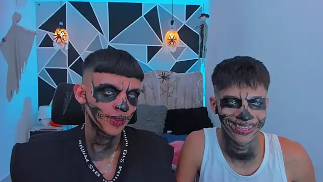 Juan Nd Steven online show from October 31, 7:15 pm