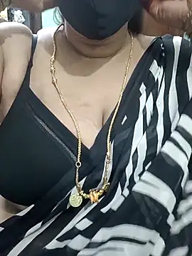 ashikaa r online show from December 2, 1:05 pm