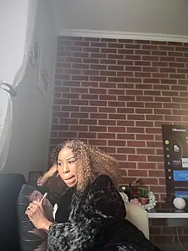 Snapshot of Dime-__ chatting on February 19, 12:55 pm Dime- online show from February 19, 12:55 pm