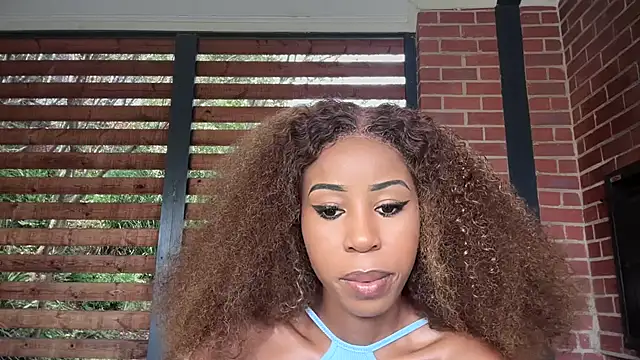 Snapshot of Dime-__ chatting on March 6, 11:47 am Dime- online show from March 6, 11:47 am