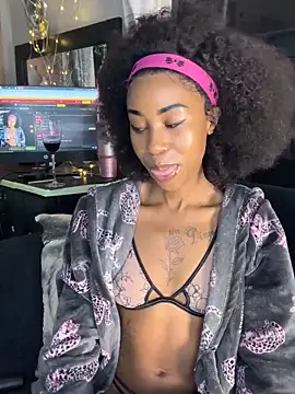 Snapshot of Dime-__ chatting on October 15, 10:10 pm Dime- online show from October 15, 10:10 pm