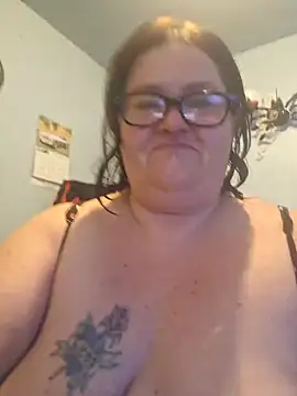 mcv131985 online show from February 11, 1:31 am