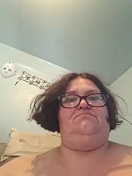 mcv131985 online show from March 8, 7:53 pm