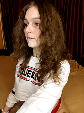 Snapshot of Jenna_Sativa chatting on December 21, 1:42 pm Jenna Sativa online show from December 21, 1:42 pm