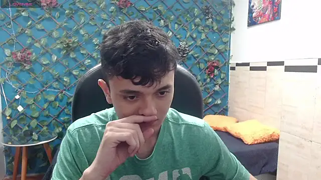 Snapshot of Waturox chatting on January 17, 7:05 pm Waturox online show from January 17, 7:05 pm