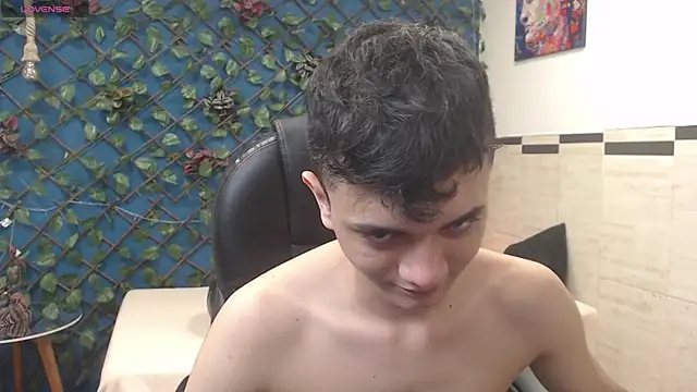 Snapshot of Waturox chatting on September 12, 8:42 pm Waturox online show from September 12, 8:42 pm