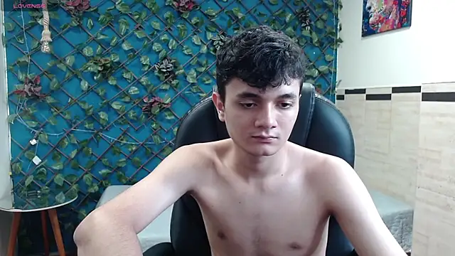 Snapshot of Waturox chatting on October 16, 7:15 pm Waturox online show from October 16, 7:15 pm