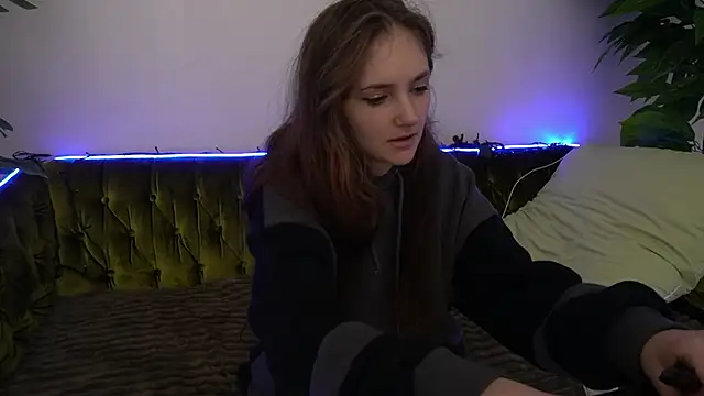 PamelaXX  online show from January 16, 5:00 am