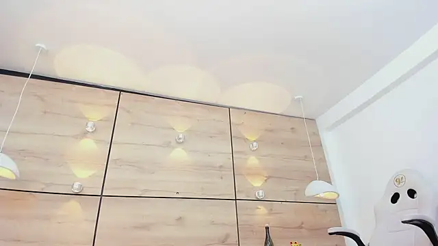 martina touss online show from March 1, 2:26 am