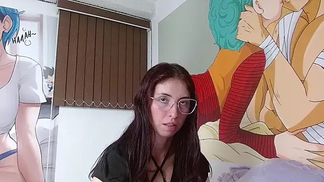 mildre303av online show from February 12, 2:14 am