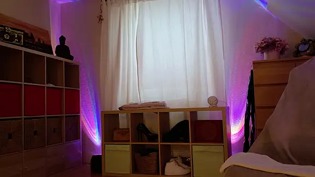 ilucyme online show from March 6, 12:19 pm