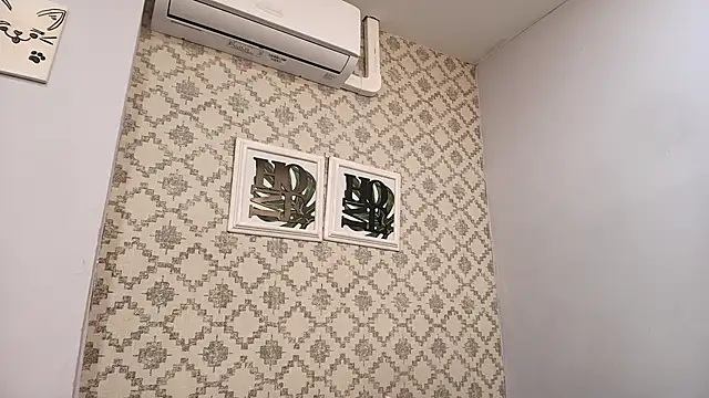 Snapshot of Chantal_taylor_ chatting on February 13, 6:16 pm Chantal taylor online show from February 13, 6:16 pm