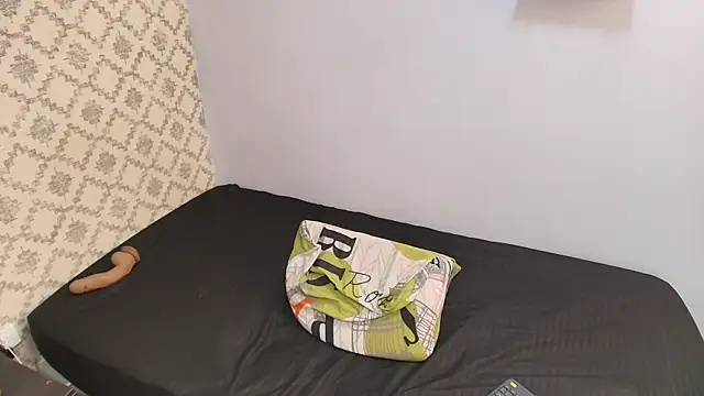 Snapshot of Chantal_taylor_ chatting on February 19, 6:21 pm Chantal taylor online show from February 19, 6:21 pm