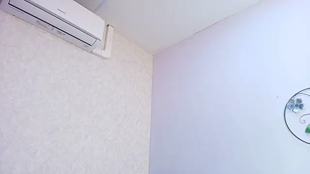 Snapshot of Chantal_taylor_ chatting on October 15, 12:05 pm Chantal taylor online show from October 15, 12:05 pm