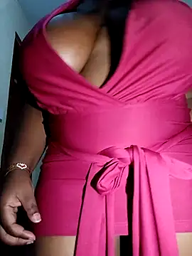 suckmyboobs12  online show from March 14, 6:29 pm