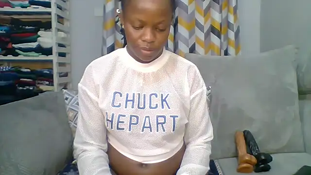 Snapshot of Petite_254 chatting on October 8, 10:51 pm Petite 254 online show from October 8, 10:51 pm