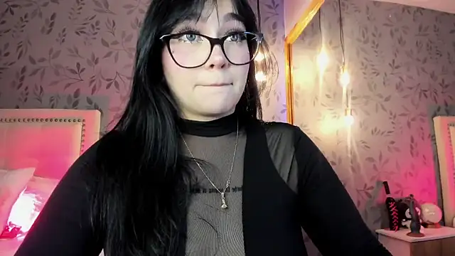 DanielaRuizz online show from March 20, 9:04 am