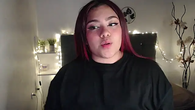 KathyGonzalez online show from January 24, 5:21 am