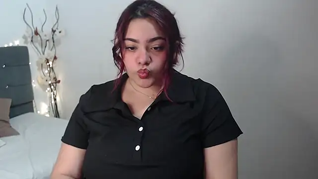 KathyGonzalez online show from February 7, 4:14 pm