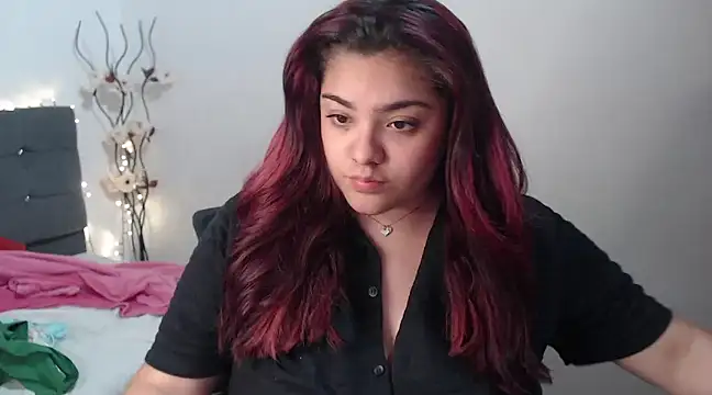 KathyGonzalez online show from March 4, 12:07 am