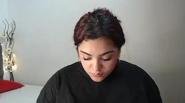 KathyGonzalez online show from March 13, 9:05 pm