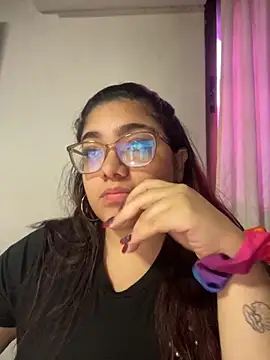 KathyGonzalez online show from September 19, 11:33 am