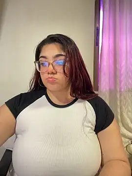 KathyGonzalez online show from September 29, 4:34 pm