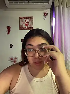 KathyGonzalez online show from October 25, 11:29 am